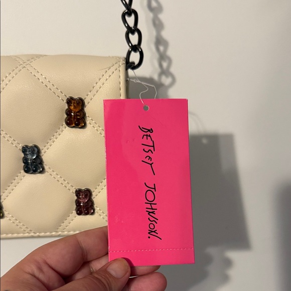 Betsey Johnson gummy bear Cream Crossbody Bag - Picture 4 of 8